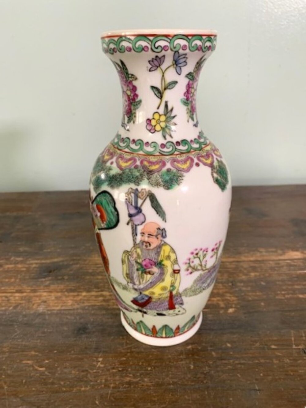 Chinese Porcelain Small Vase - Picture 2 of 5